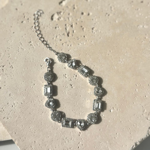 Silver Plated Crystal Halo Heart Chain Bracelet