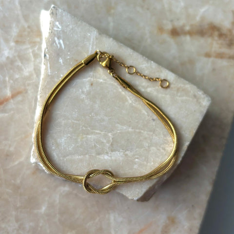 Tarnish Resistant 18k Gold Plated Knotted Rope Chain Bracelet