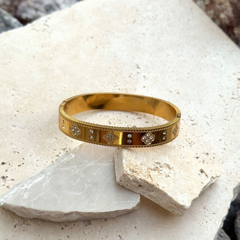 Tarnish Resistant 18k Gold Plated Clover Bangle