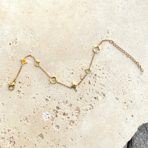 Tarnish Resistant 18k Gold Plated Mixed Clover Bracelet