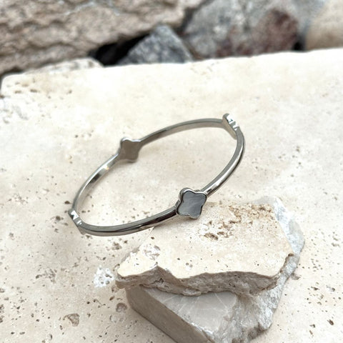Clover Bangle