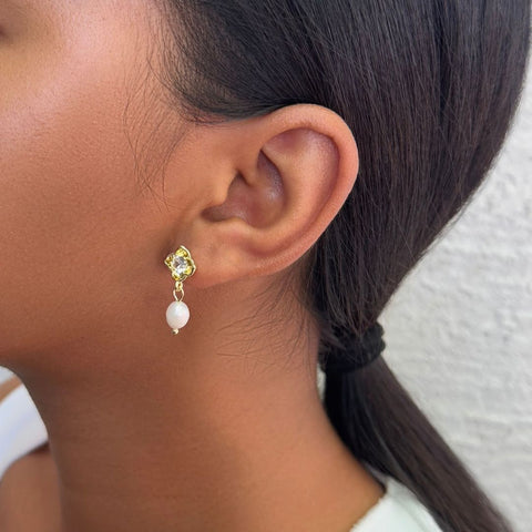 14k Gold Plated Freshwater Pearl Crystal Flower Earrings