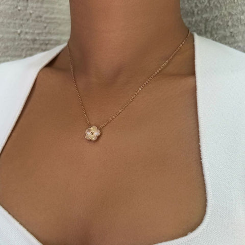 Tarnish Resistant 5-Leaf Clover Pendant Necklace