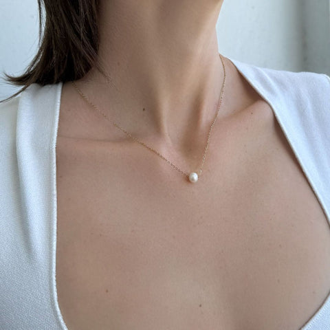 Tarnish Resistant 18k Gold Plated Sliding 6mm Freshwater Pearl Pendant Necklace