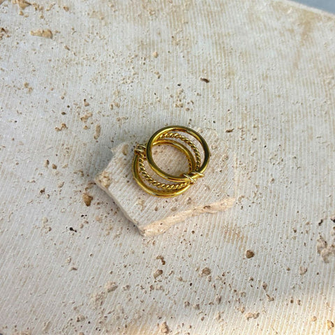Tarnish Resistant 18k Gold Plated Four Band Connected Ring Set