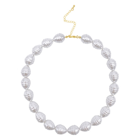 Oversized Baroque Pearl Necklace gold