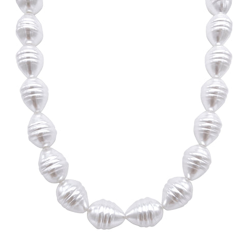 Oversized Baroque Pearl Necklace gold