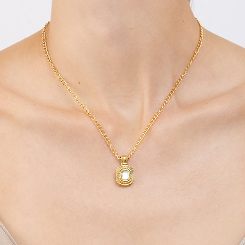Figaro Chain with Clear Crystal Pendant Necklace gold